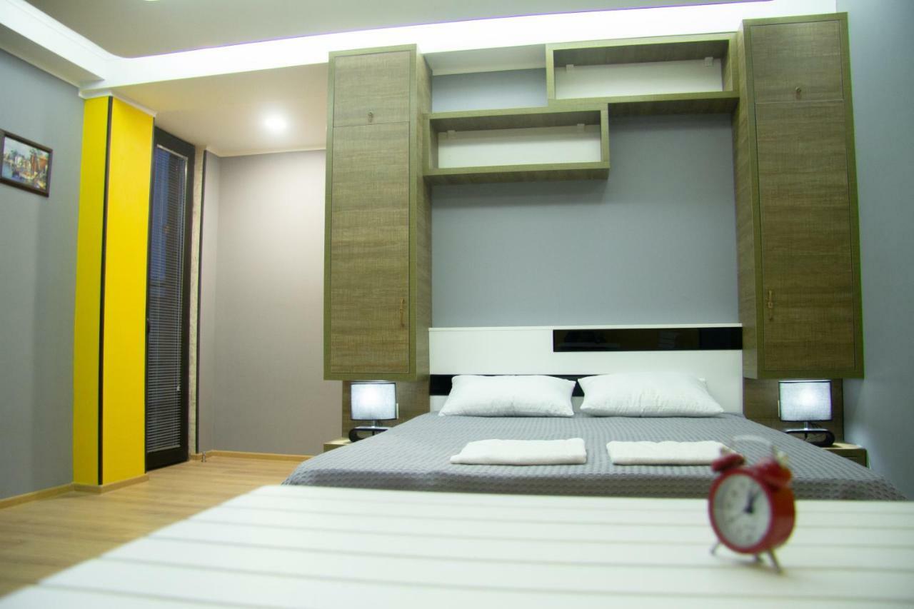 Batumi Hotel R&M Exterior photo